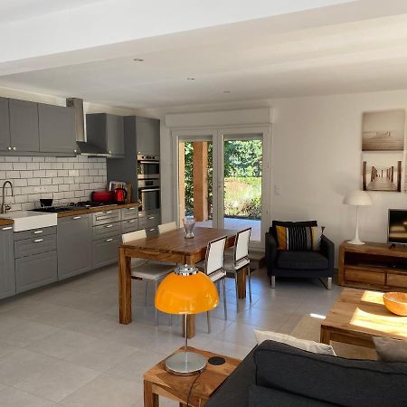 Appartement Et Studio Les Glycines Clara Bagian luar foto