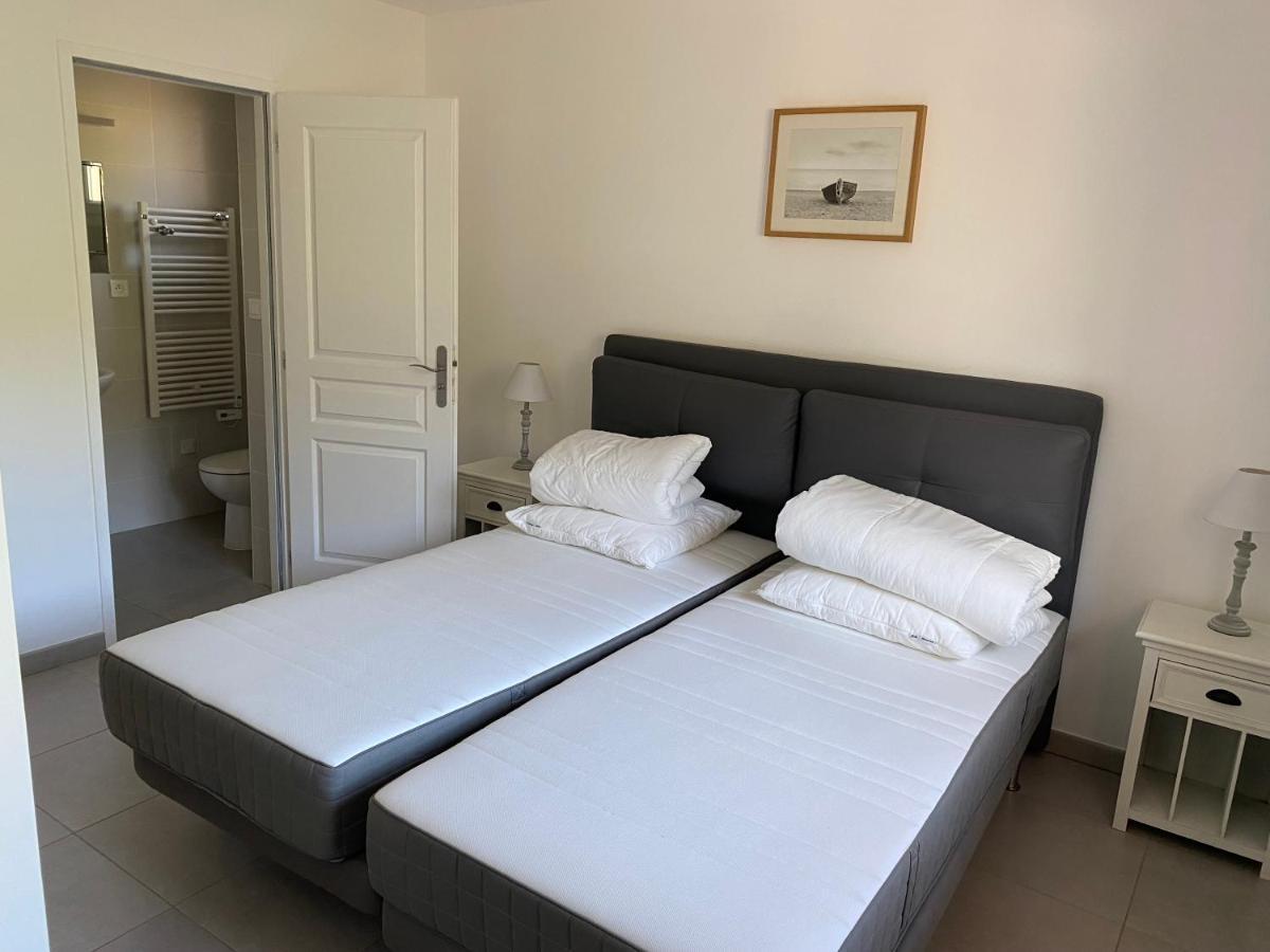 Appartement Et Studio Les Glycines Clara Bagian luar foto